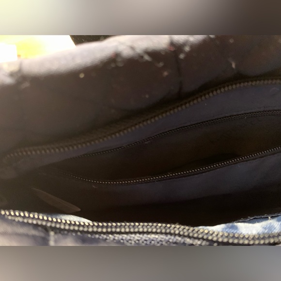 Vera Bradley Convertibie cross body quilted bag -Navy - Picture 9 of 12